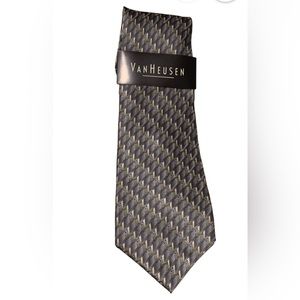 Van Heusen 100% Silk Men’s Tie Geometric Print Stain Resistant Fabric Protector